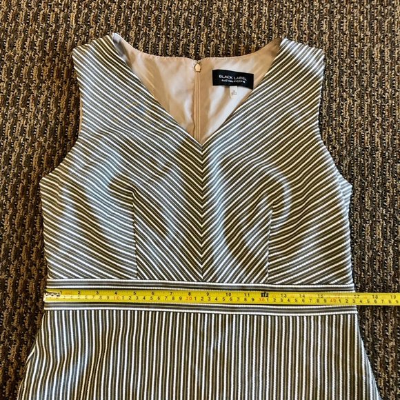 Black Label by Evan Picone Sleeveless Dress Womens 10 Used One Snag - Picture 6 of 12